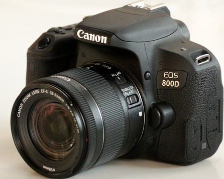 Canon EOS 800D